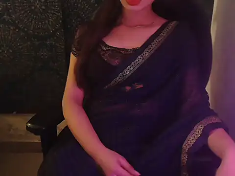 lovepihuu online show from 11, 11, 2025