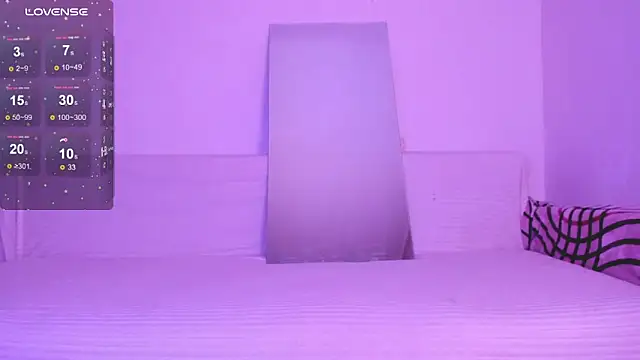 Snapshot of Lil_Foxy9 chatting on 29, 11, 2025 Lil Foxy9 online show from 29, 11, 2025