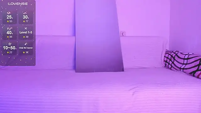 Snapshot of Lil_Foxy9 chatting on 23, 11, 2025 Lil Foxy9 online show from 23, 11, 2025