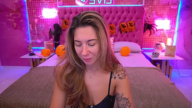 KateShanny online show from 1, 11, 2025