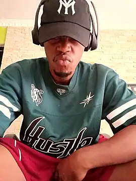 Snapshot of Bedroom_Gangster007 chatting on 16, 1, 2026 Bedroom Gangster007 online show from 16, 1, 2026