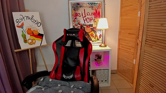 Snapshot of ayakskalermonss chatting on 7, 10, 2025 ayakskalermonss online show from 7, 10, 2025