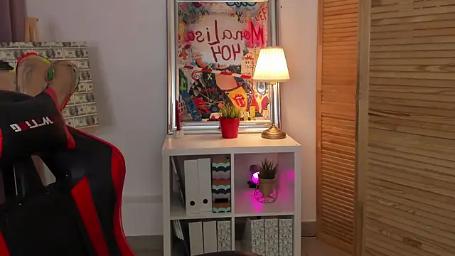 Snapshot of ayakskalermonss chatting on 17, 10, 2025 ayakskalermonss online show from 17, 10, 2025