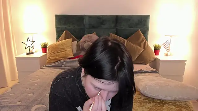 Snapshot of ayakskalermonss chatting on 11, 11, 2025 ayakskalermonss online show from 11, 11, 2025