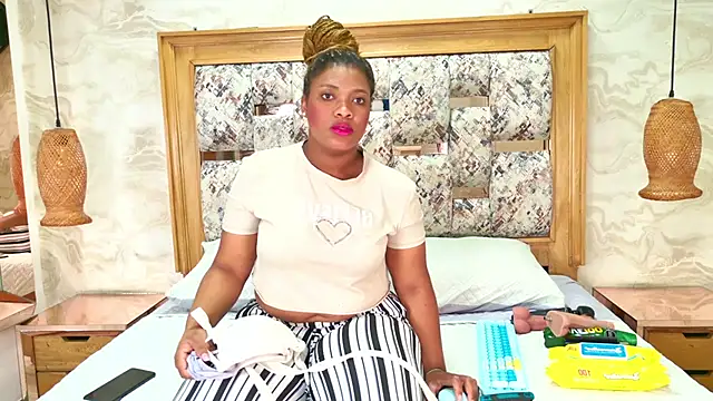 Snapshot of ZOLEY_WATSON chatting on 30, 3, 2026 ZOLEY WATSON online show from 30, 3, 2026