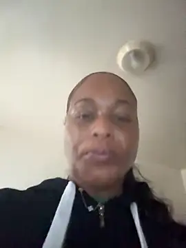 yummy0322 online show from 1, 10, 2025