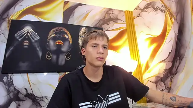Snapshot of mono_blonde chatting on 30, 5, 2026 mono blonde online show from 30, 5, 2026