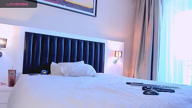 marrenaa online show from 18, 11, 2025