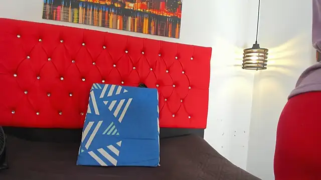 carolinacrus01 online show from 11, 11, 2025