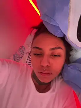 Snapshot of iamkatty_ chatting on 11, 9, 2025 iamkatty online show from 11, 9, 2025