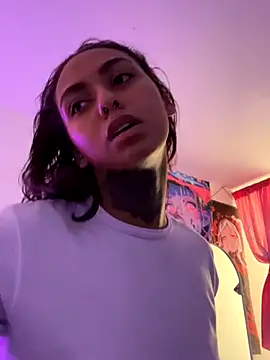 Snapshot of iamkatty_ chatting on 5, 10, 2025 iamkatty online show from 5, 10, 2025