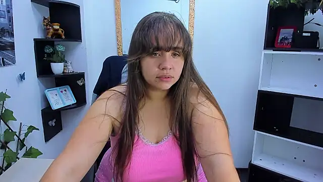 LucyOwen 18 online show from 11, 1, 2026