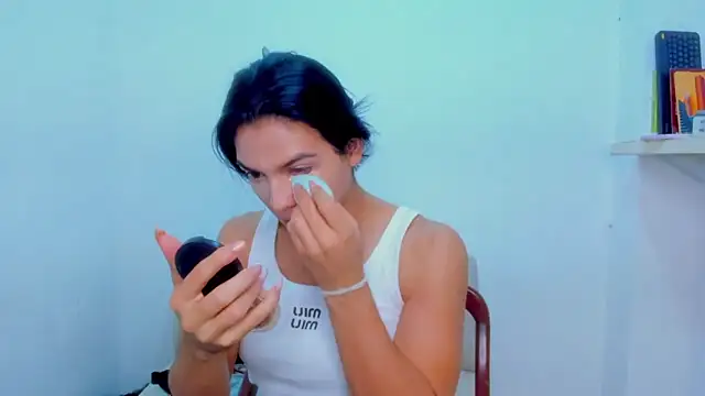 ISA BELLA VZL online show from 5, 4, 2026