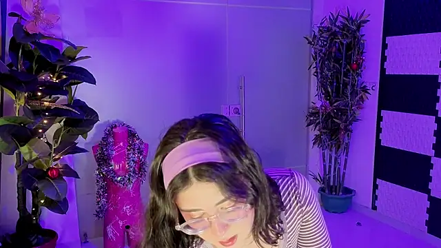 LiLLiAnderson online show from 10, 1, 2026