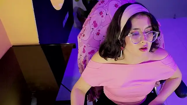 LiLLiAnderson online show from 12, 10, 2025