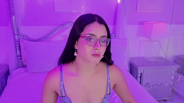 LiLLiAnderson online show from 20, 9, 2025