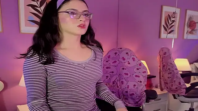 LiLLiAnderson online show from 25, 9, 2025