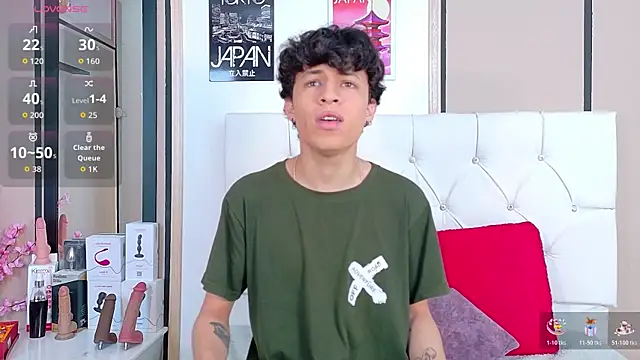 Snapshot of Axel__Evans chatting on 21, 11, 2025 Axel Evans online show from 21, 11, 2025