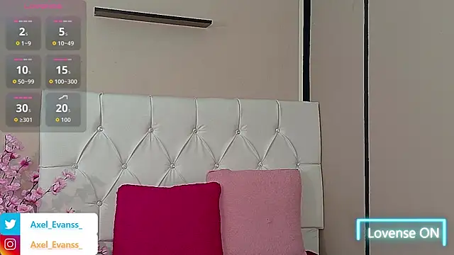 Snapshot of Axel__Evans chatting on 7, 10, 2025 Axel Evans online show from 7, 10, 2025