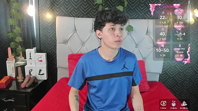 Snapshot of Axel__Evans chatting on 16, 10, 2025 Axel Evans online show from 16, 10, 2025