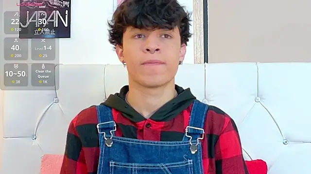 Snapshot of Axel__Evans chatting on 17, 11, 2025 Axel Evans online show from 17, 11, 2025