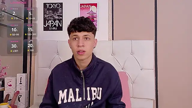 Snapshot of Axel__Evans chatting on 29, 11, 2025 Axel Evans online show from 29, 11, 2025