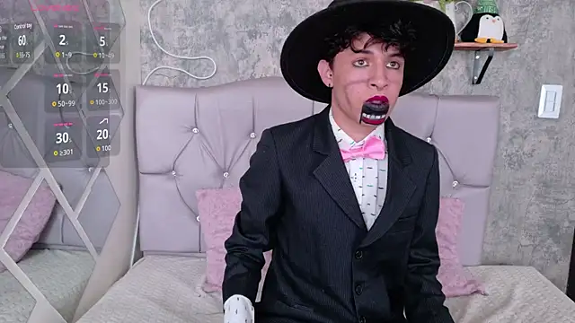 Snapshot of Axel__Evans chatting on 21, 10, 2025 Axel Evans online show from 21, 10, 2025