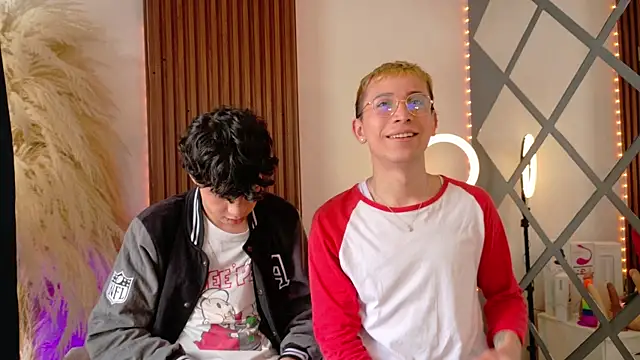 Snapshot of Axel__Evans chatting on 5, 11, 2025 Axel Evans online show from 5, 11, 2025