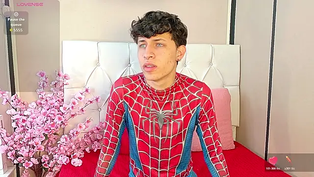 Snapshot of Axel__Evans chatting on 18, 10, 2025 Axel Evans online show from 18, 10, 2025