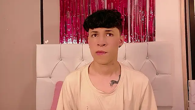 Axel  Evans online show from 28, 3, 2026