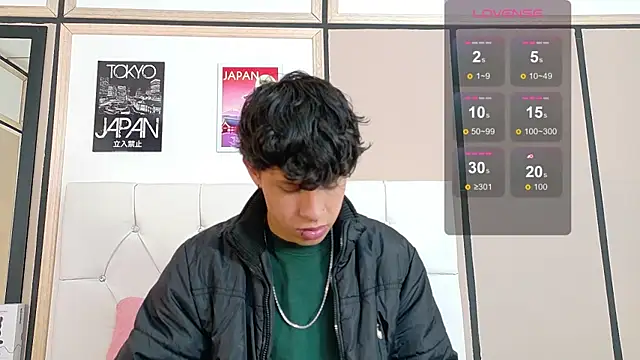 Snapshot of Axel__Evans chatting on 7, 11, 2025 Axel Evans online show from 7, 11, 2025