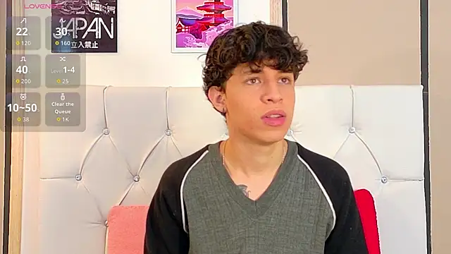 Snapshot of Axel__Evans chatting on 15, 11, 2025 Axel Evans online show from 15, 11, 2025