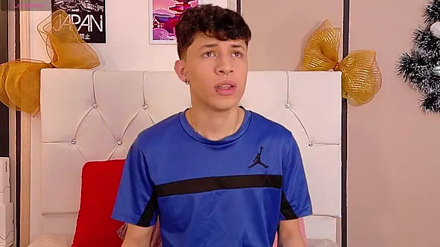 Axel  Evans online show from 5, 12, 2025