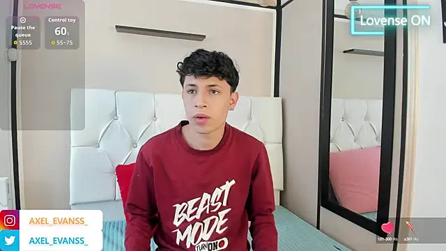 Snapshot of Axel__Evans chatting on 19, 9, 2025 Axel Evans online show from 19, 9, 2025