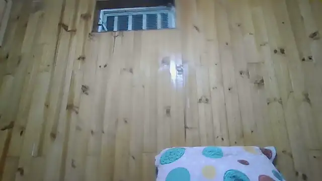 Roselingalvis13 online show from 4, 12, 2025