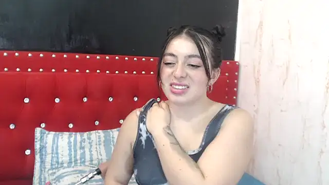 Snapshot of MiaKimky chatting on 15, 11, 2025 MiaKimky online show from 15, 11, 2025