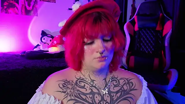 Snapshot of Mariana_velezz chatting on 8, 11, 2025 Mariana velezz online show from 8, 11, 2025