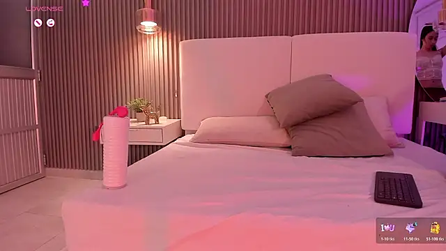 juliie star online show from 18, 3, 2026