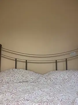 SarettaB90 online show from 19, 10, 2025