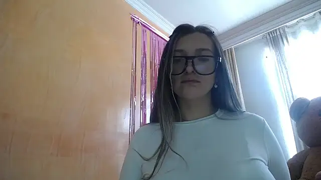 Snapshot of miss_lilieth chatting on 5, 2, 2026 miss lilieth online show from 5, 2, 2026