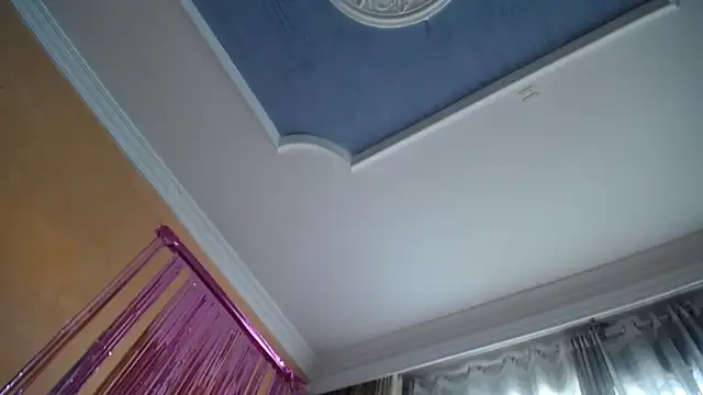 miss lilieth online show from 7, 10, 2025