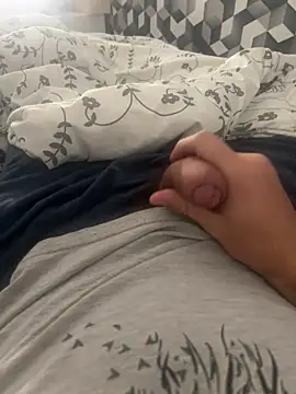 Snapshot of FrequentFew chatting on 6, 2, 2026 FrequentFew online show from 6, 2, 2026