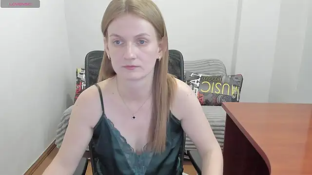 Snapshot of Alisha_Skyes chatting on 16, 6, 2026 Alisha Skyes online show from 16, 6, 2026