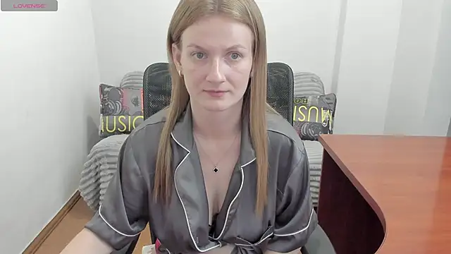 Snapshot of Alisha_Skyes chatting on 19, 6, 2026 Alisha Skyes online show from 19, 6, 2026