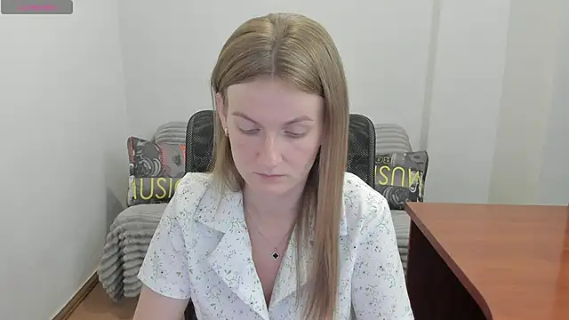 Snapshot of Alisha_Skyes chatting on 2, 7, 2026 Alisha Skyes online show from 2, 7, 2026
