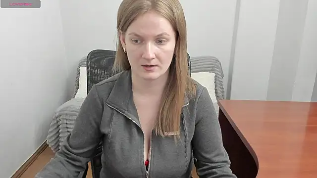 Alisha Skyes online show from 8, 3, 2026