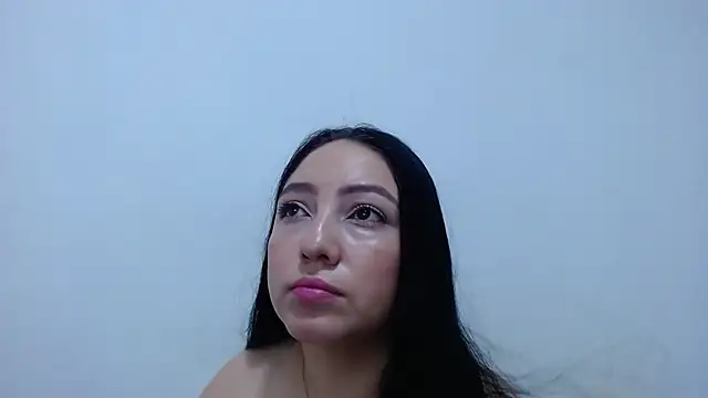 Snapshot of carolina_zabala_19 chatting on 3, 7, 2026 carolina zabala 19 online show from 3, 7, 2026