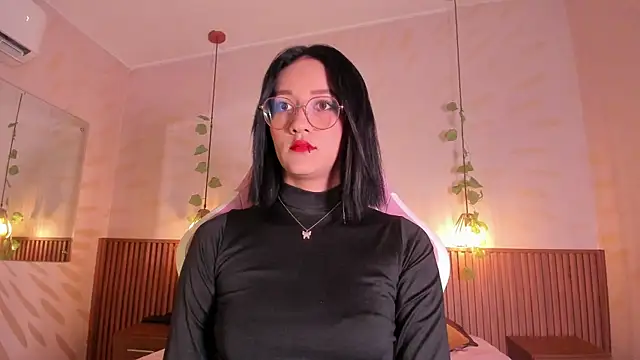 Snapshot of daphne_courtis chatting on 22, 6, 2026 daphne courtis online show from 22, 6, 2026