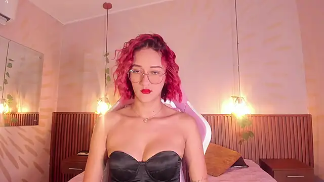 daphne courtis online show from 3, 6, 2026