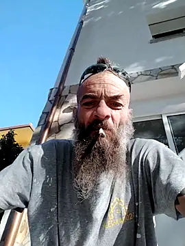 Snapshot of Zk1980 chatting on 28, 10, 2025 Zk1980 online show from 28, 10, 2025